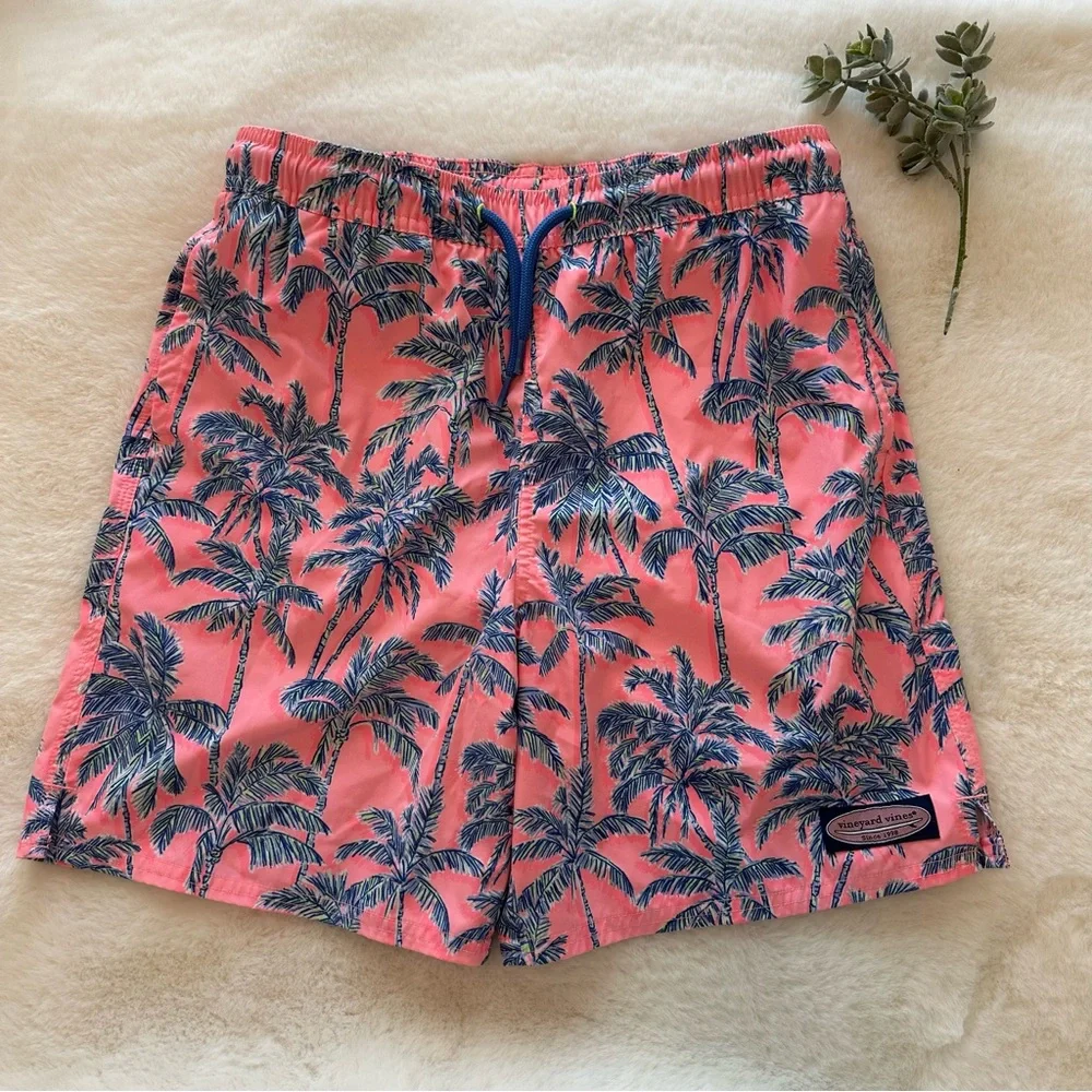 Vineyard Vines | EUC - Boys Chappy Swim Trunks - Size L - Pink Palm Tree